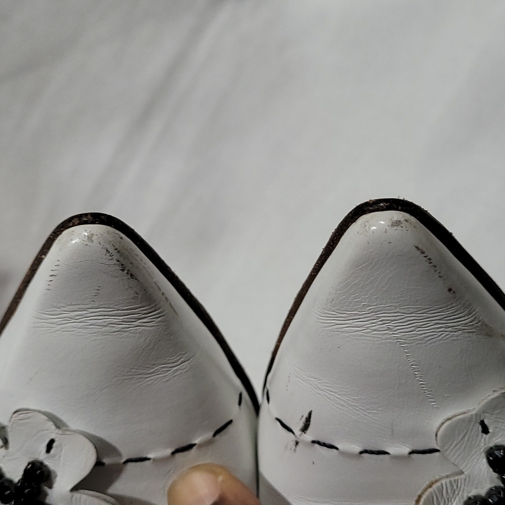 Chanel heel shoes  sz 35c - Picture 11 of 15